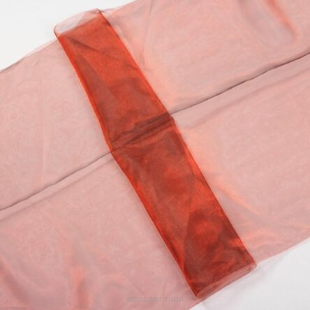 Organza czerwona